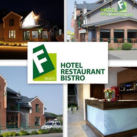 F - Team Hotel Liptovský Hrádok Екстериор снимка