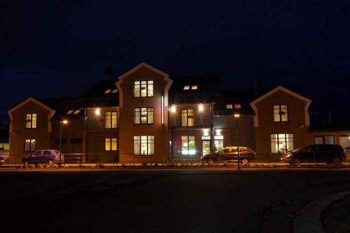 F - Team Hotel Liptovský Hrádok Екстериор снимка